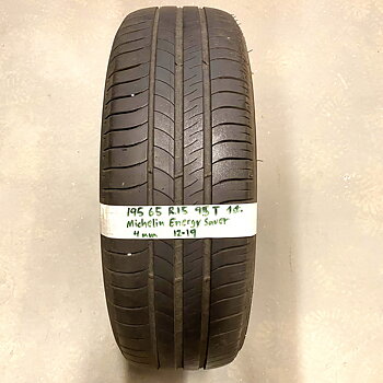 15" BEGAGNAT SOMMARDÄCK | 1 st 195/65 R15 95T Michelin Energy Saver | V12-19 | 4 mm | E-3