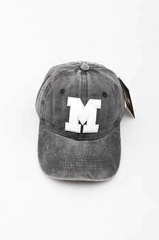 Cap M washed cotton black