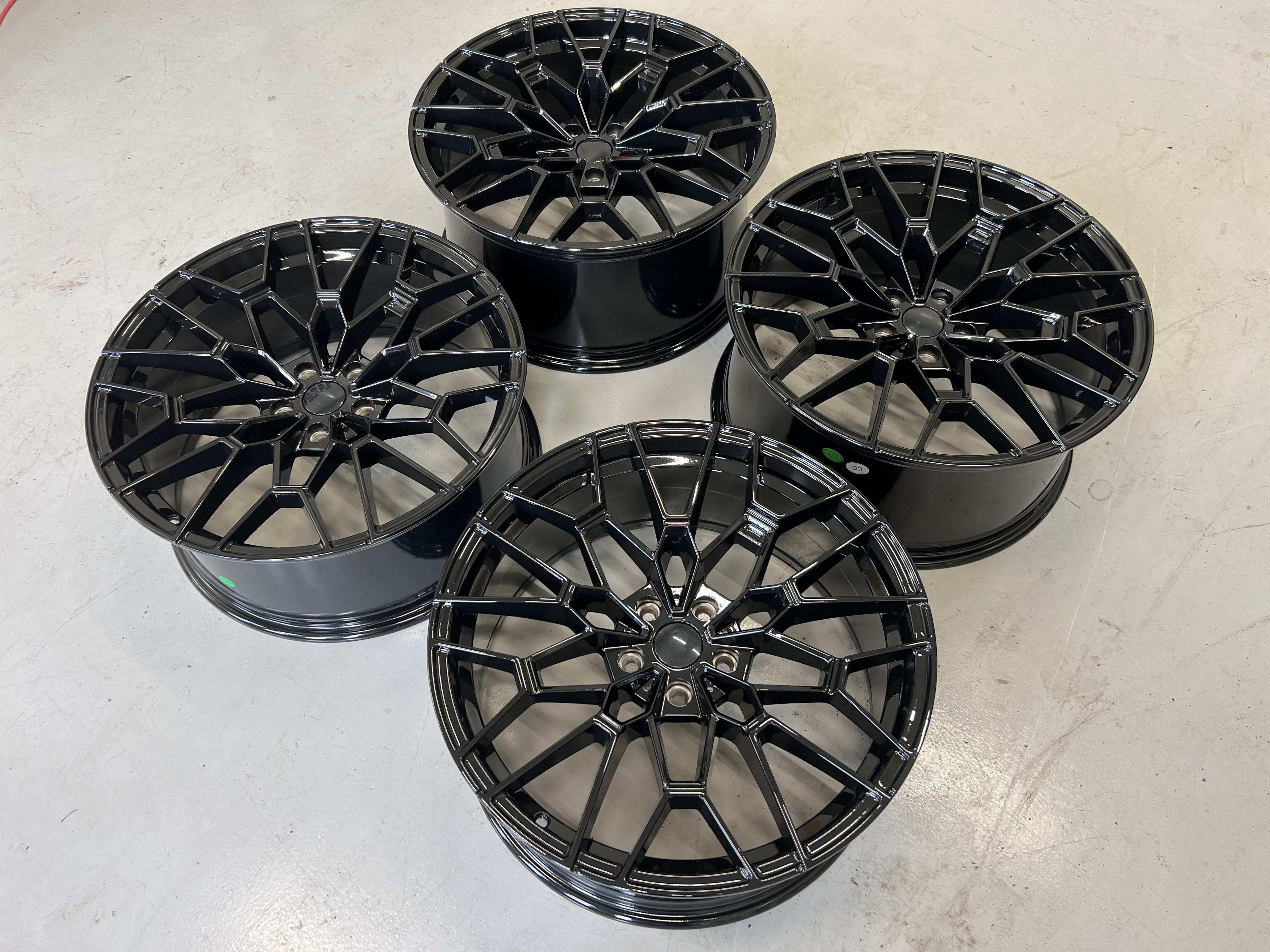 20" Sportline 827 Gloss black 5x112 - 3