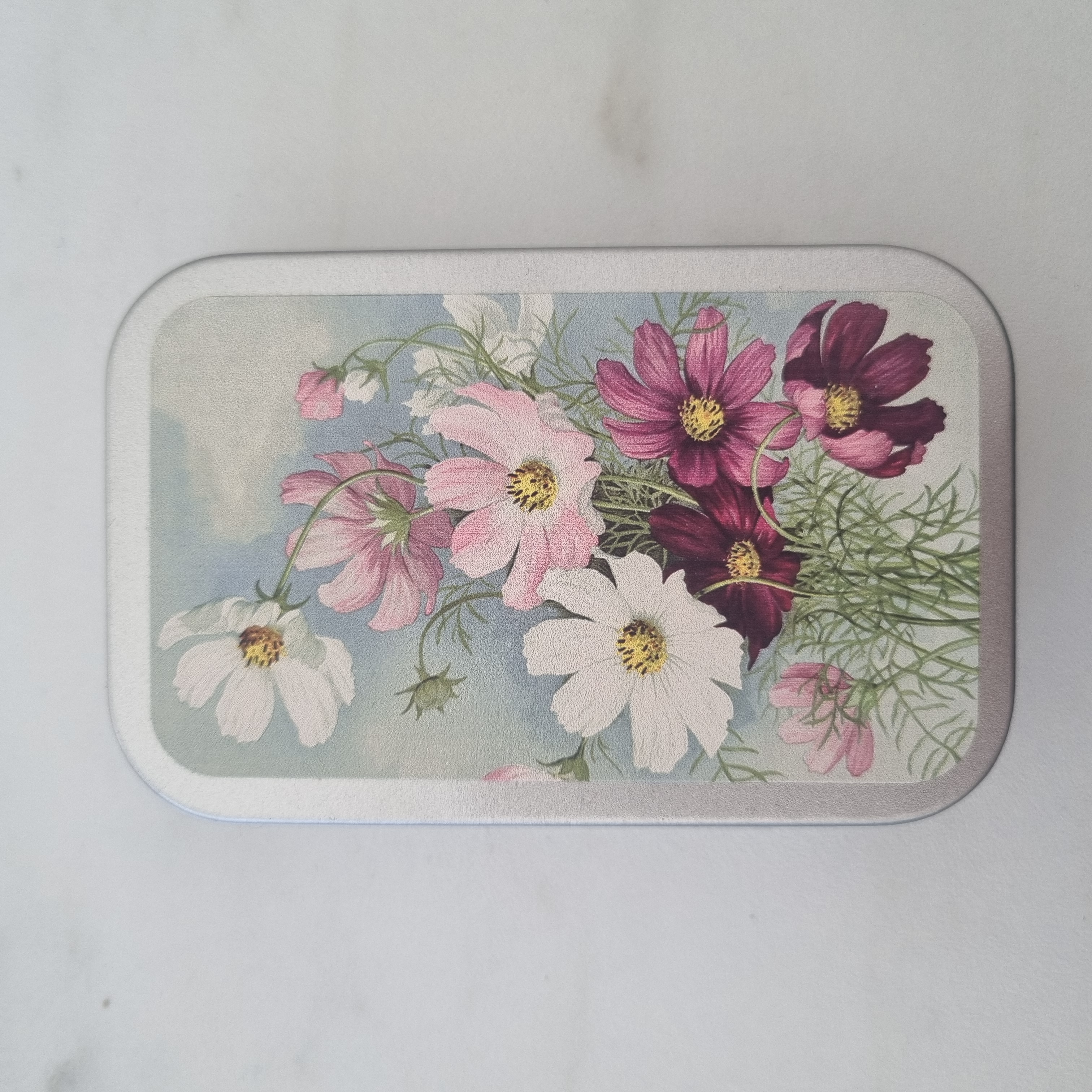 Anemoner Plåtask Smultronkarameller