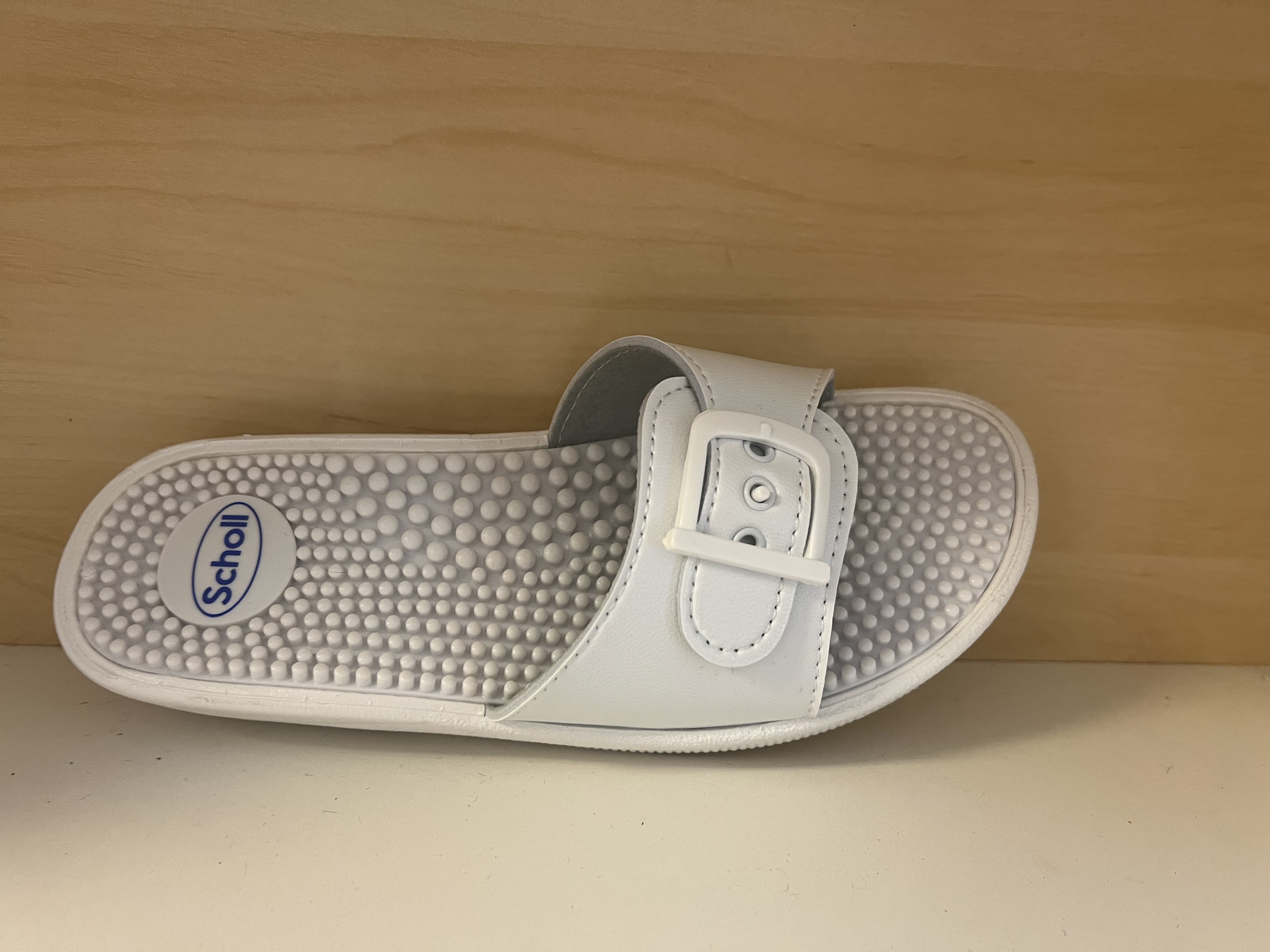 Scholls massage sandal. - 2