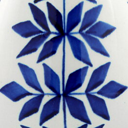 Karin Björquist (Indigo 1952) Drop Vase with Blue Leaf Decor 18 cm (2)