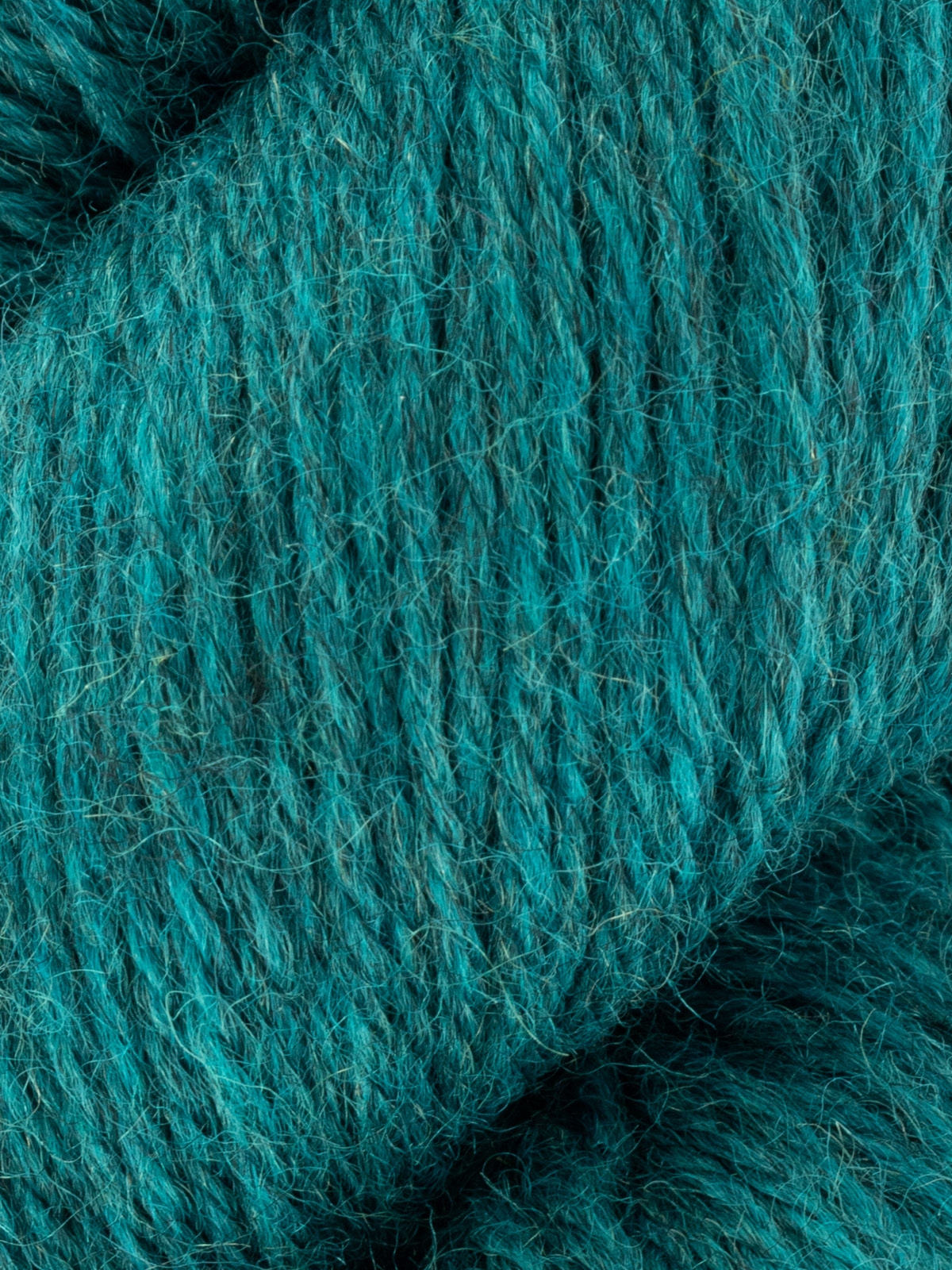 Färg 1040 brook 20-22m/10 cm Bluefaced Leicester Fleece 100% brittiskt ullgarn 