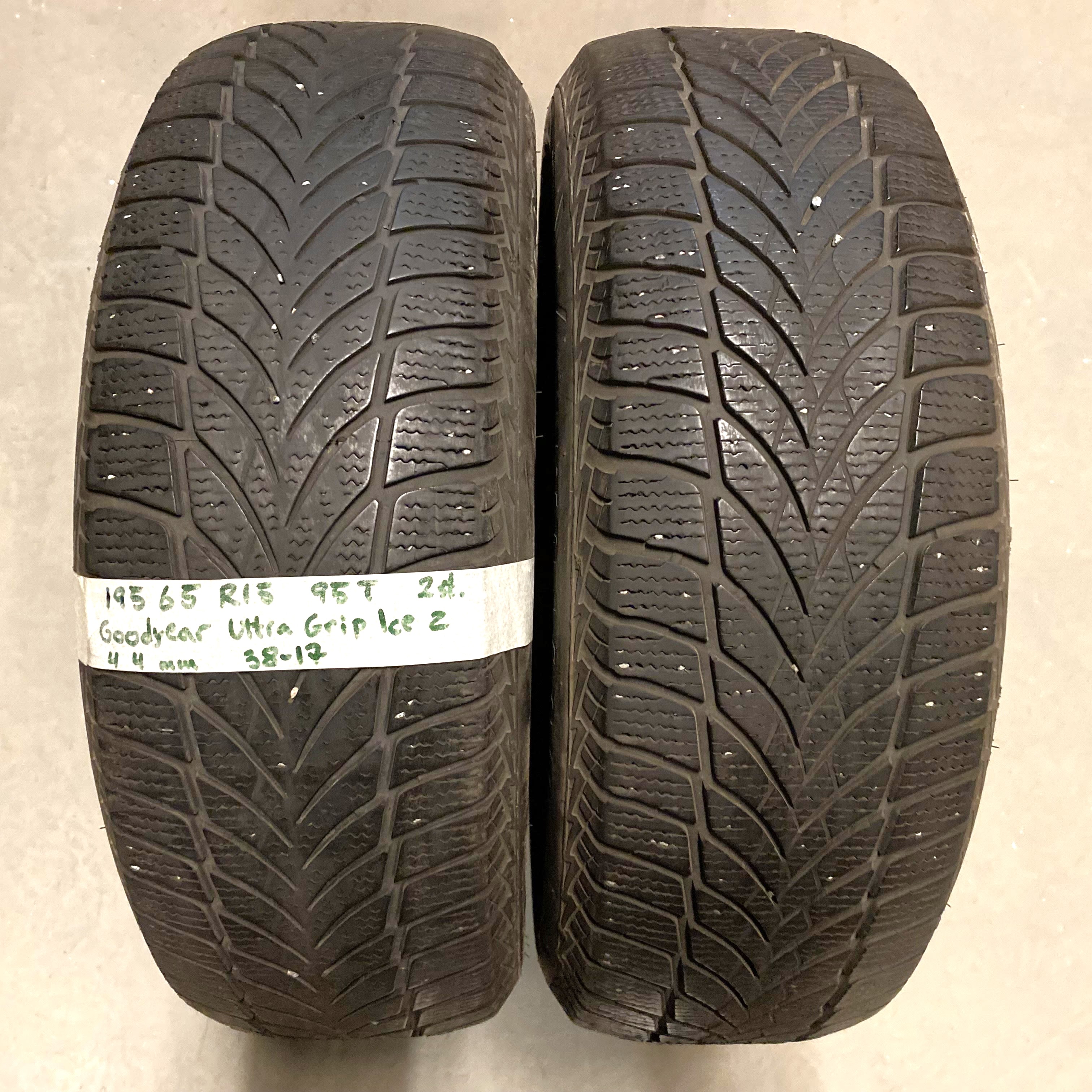 15" BEGAGNADE VINTERDÄCK M+S | 2 st 195/65 R15 95T Goodyear Ultra Grip Ice 2 | V38-17 | 4|4 mm | F-4
