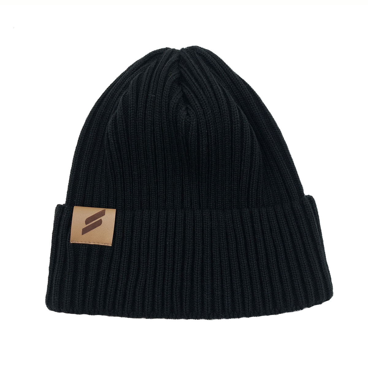 Knitted beanie with fold