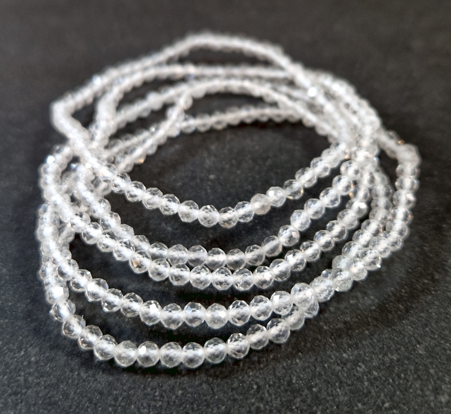Facettslipad Bergkristall -  Armband på elastiskt band  - 3mm