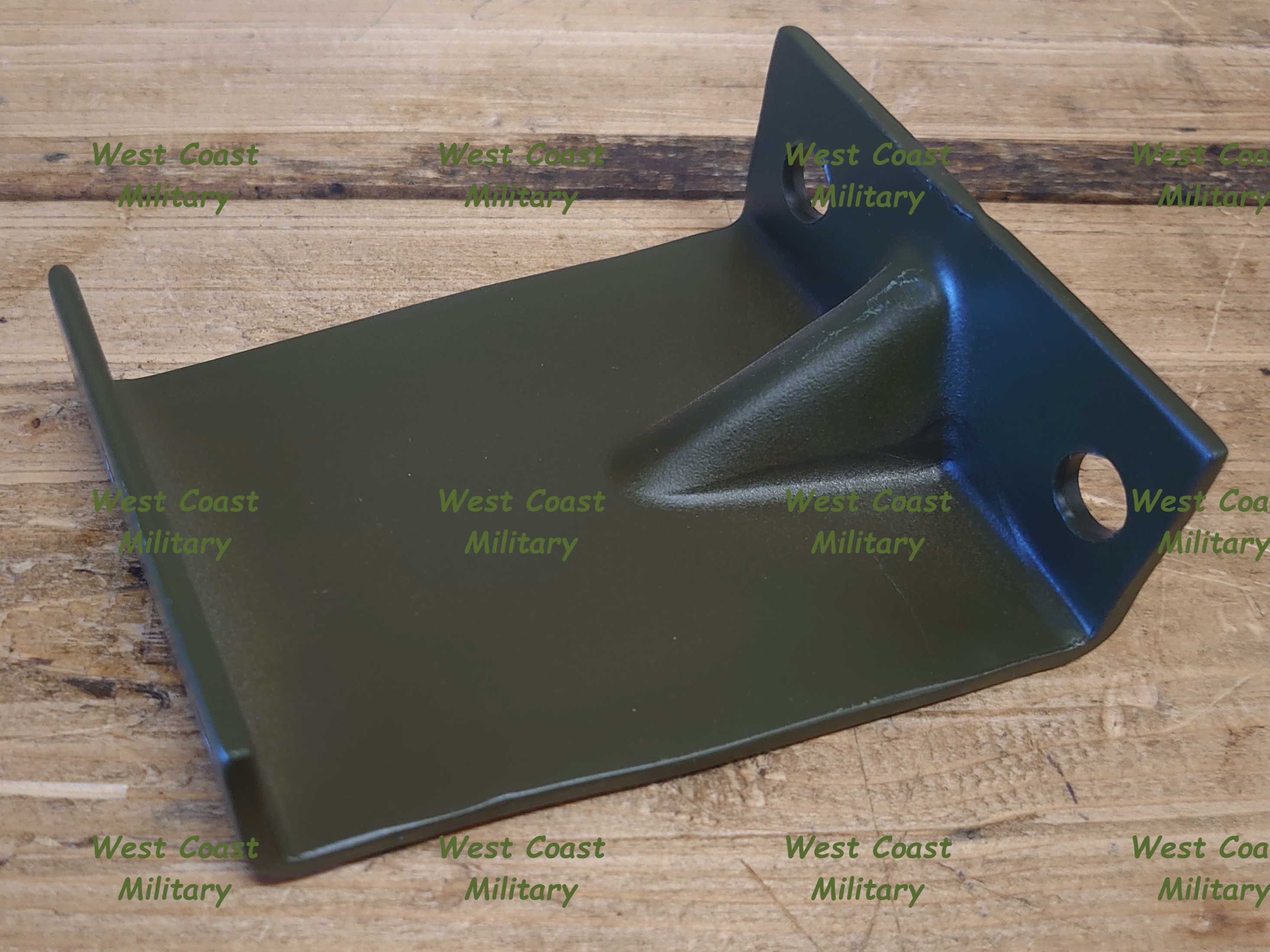 Bracket horn