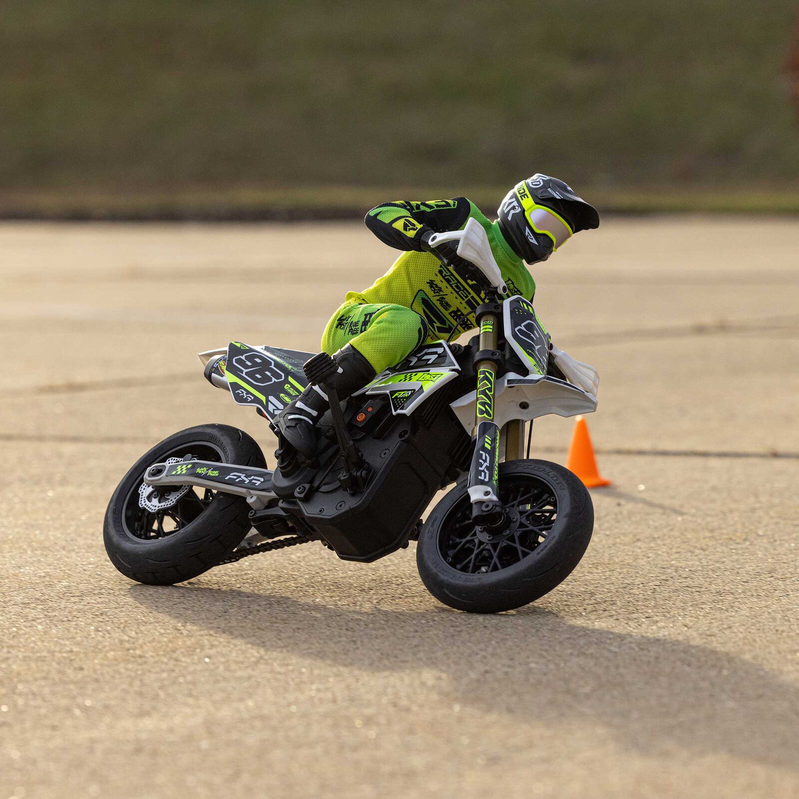 Losi 1/4 Promoto-SM FXR Supermoto Motorcycle RTR (Battery and Charger Included), Vit - 5