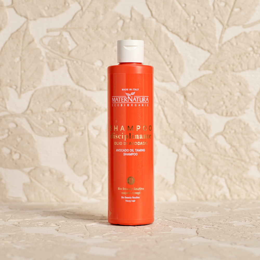 Avocado Oil Taming Shampoo motverkar frissighet MaterNatura - 4