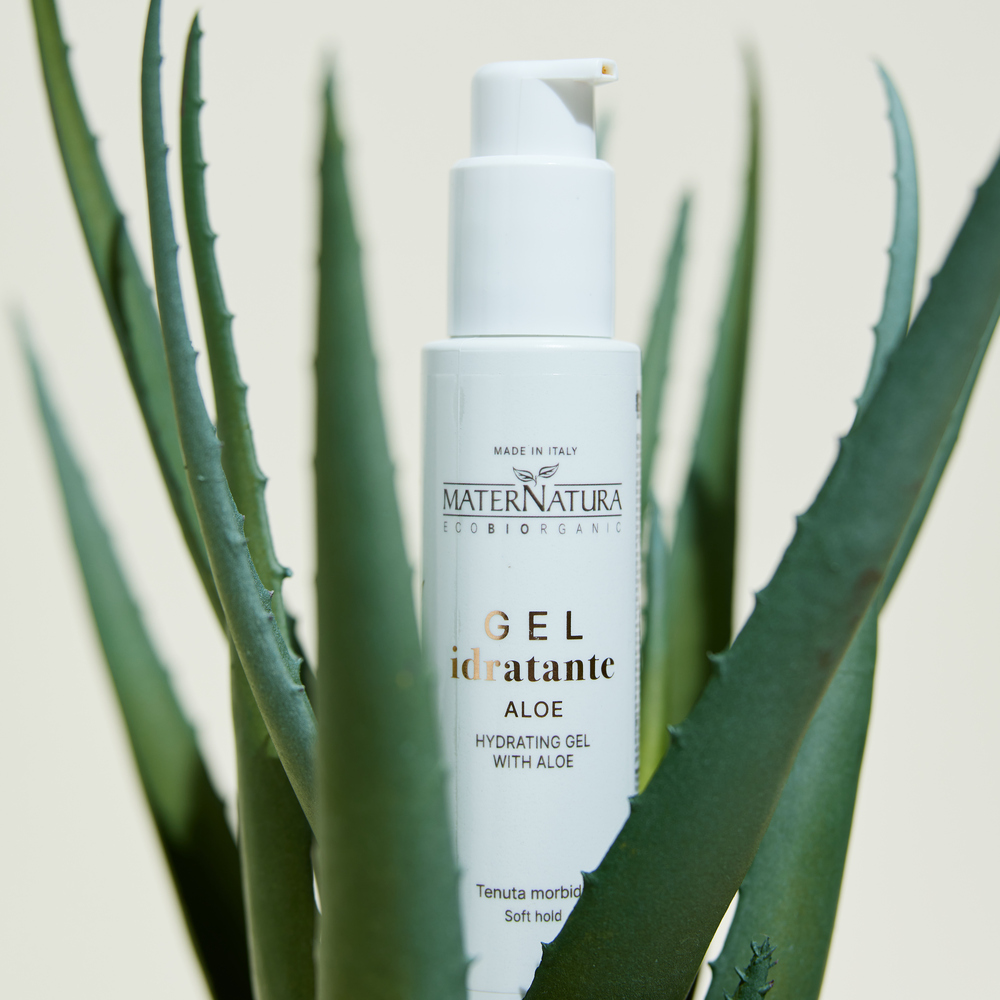 Hydrating Gel with Aloe, stylinggele MaterNatura