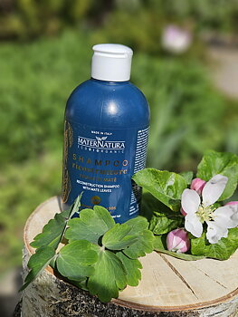 Reconstructing Shampoo with Mate Leaves - Reparerande shampoo SOS steg 2 - MaterNatura
