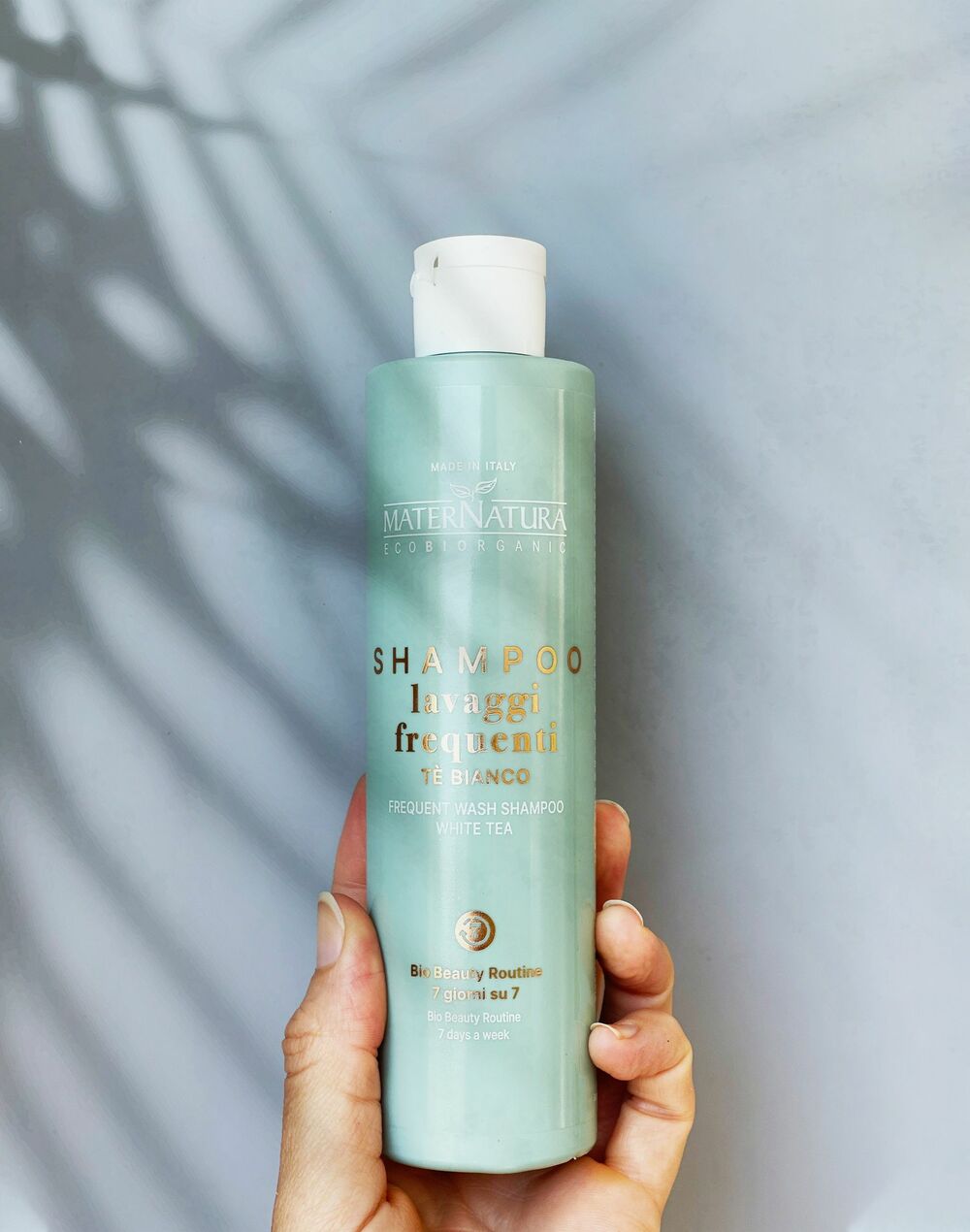 Frequent Wash Shampoo with White Tea MaterNatura - 4