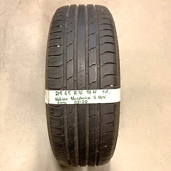 16" BEGAGNAT SOMMARDÄCK | 1 st 215/65 R16 98H Nokian Nordman S SUV | V02-20 | 6 mm | Z-1