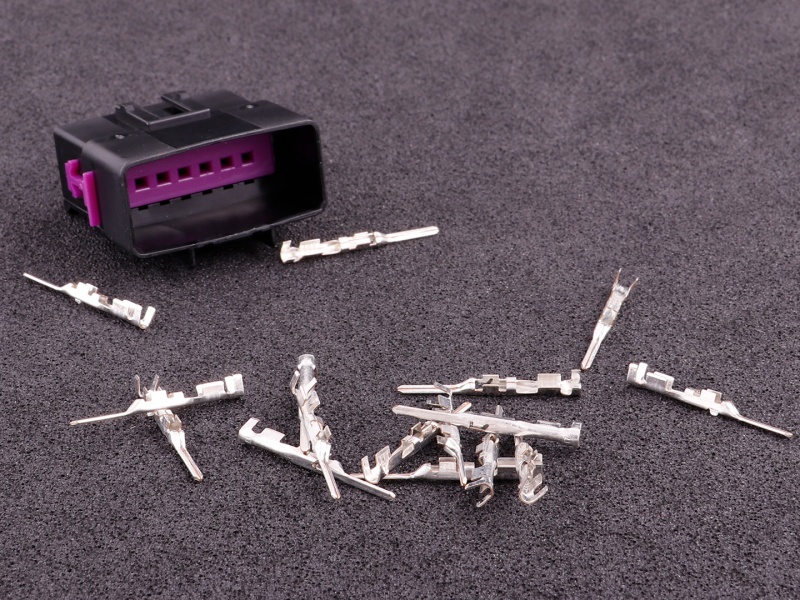 Aptiv GT150 hane 16pin