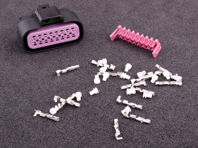 Aptiv GT150 female 16pin round moisture proof