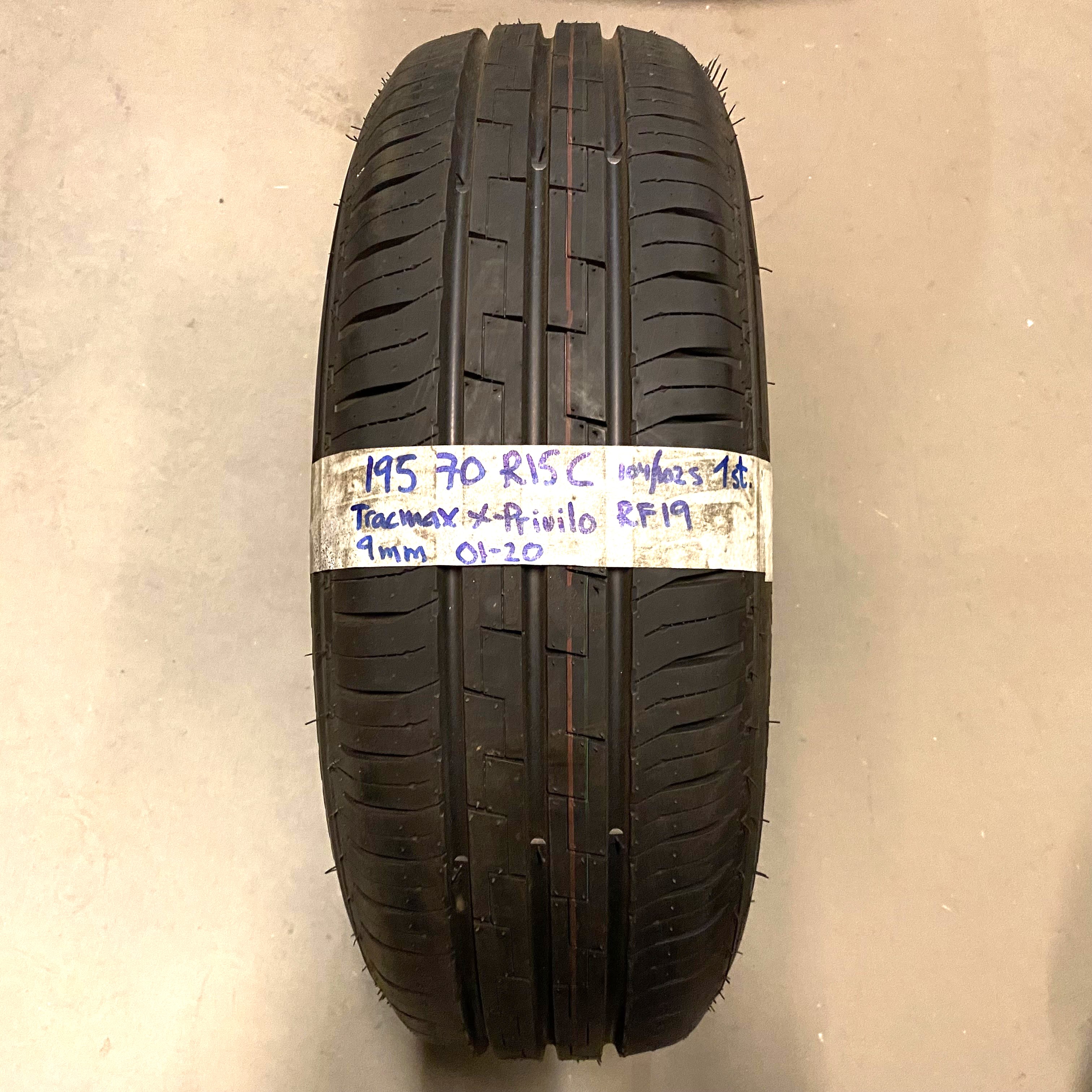 15" BEGAGNAT SOMMARDÄCK | 1 st 195/70 R15C 104/102S Tracmax X-Privilo RF19 | V01-20 | 9 mm | G-4
