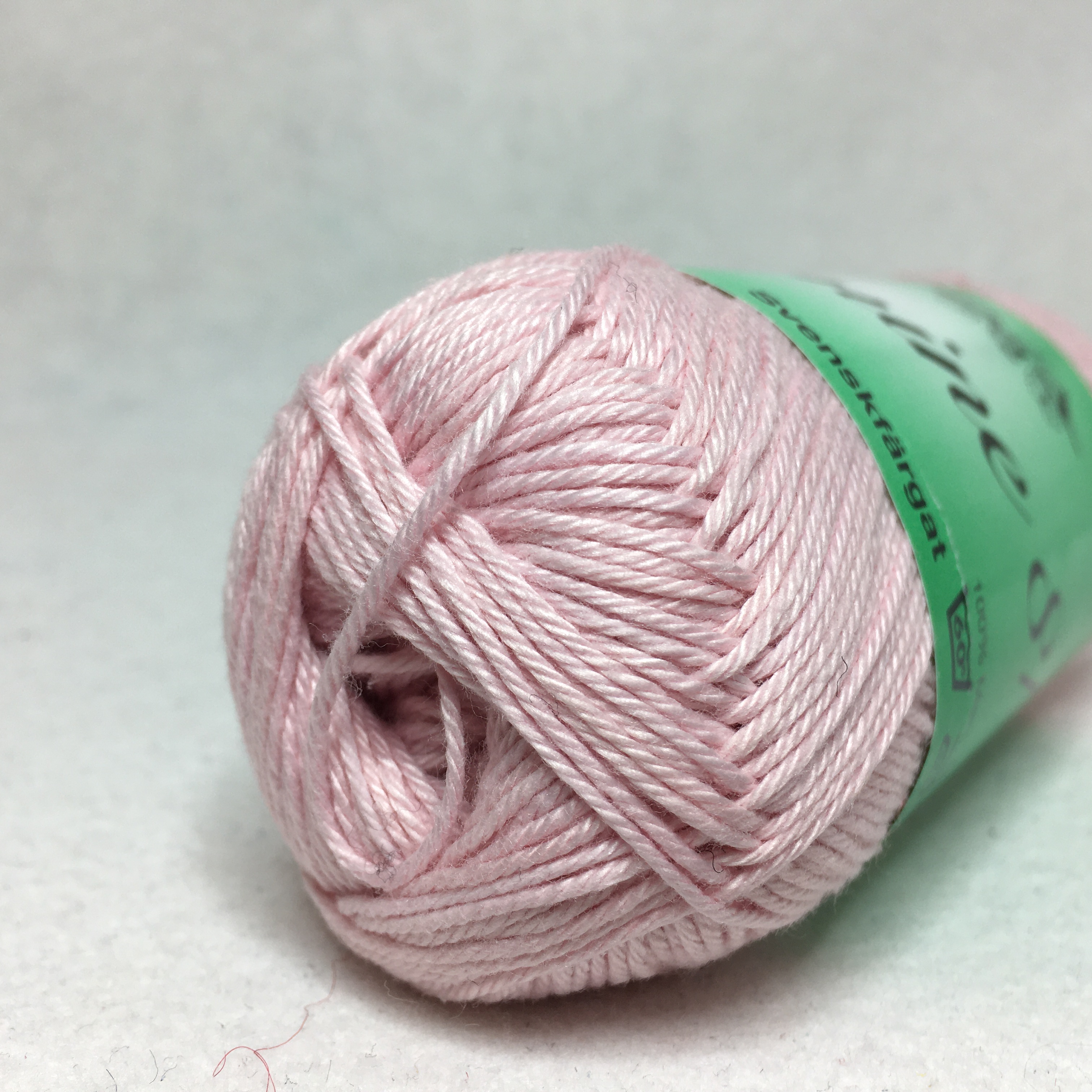 Jasmine 8/4 50 g (26-28 m st 3) - 25