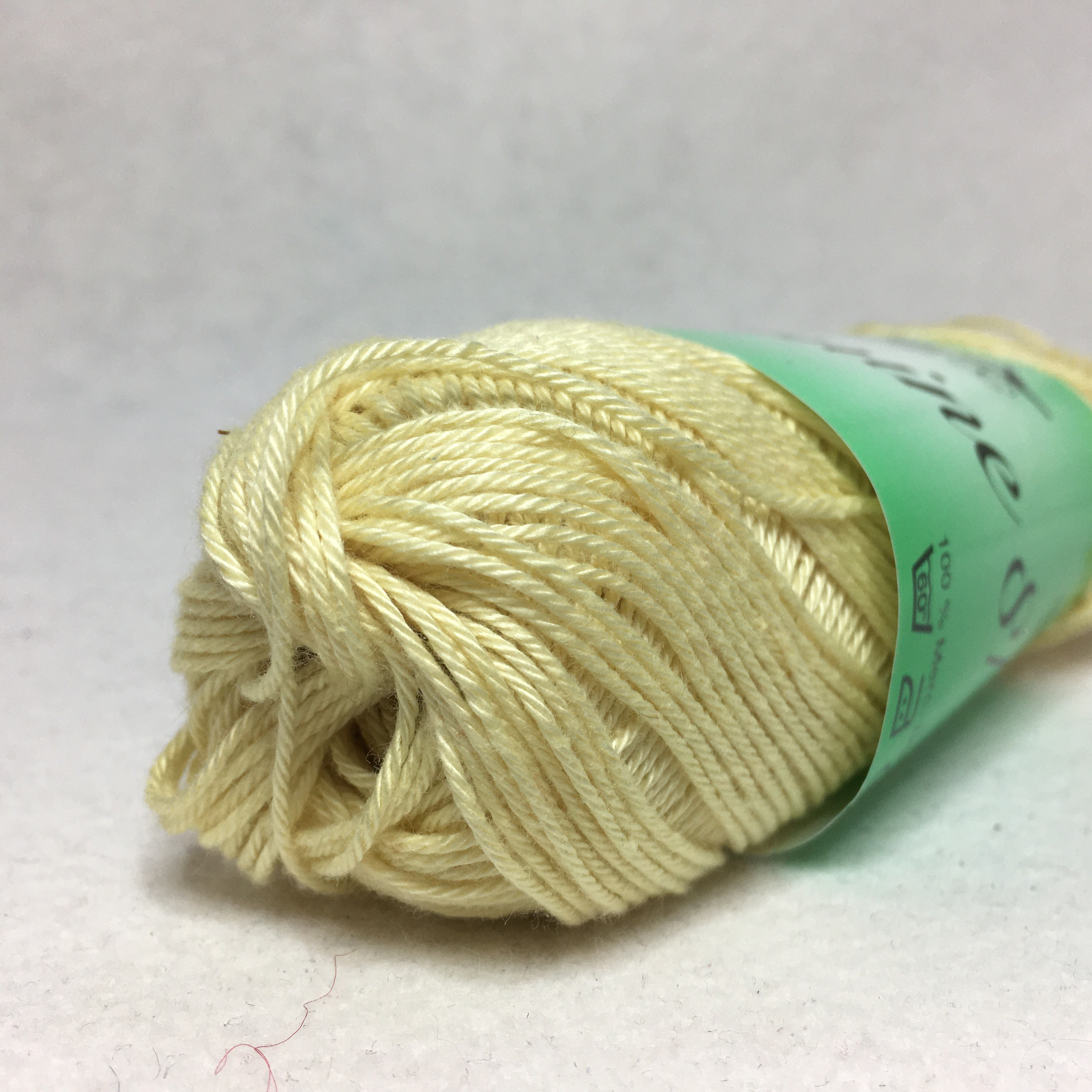 Jasmine 8/4 50 g (26-28 m st 3) - 33