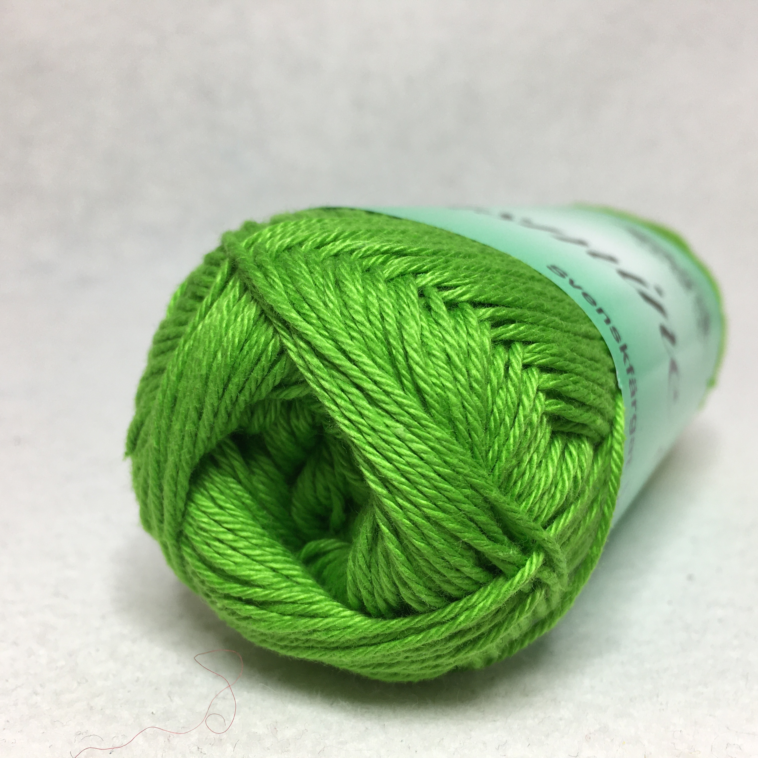 Jasmine 8/4 50 g (26-28 m st 3) - 8