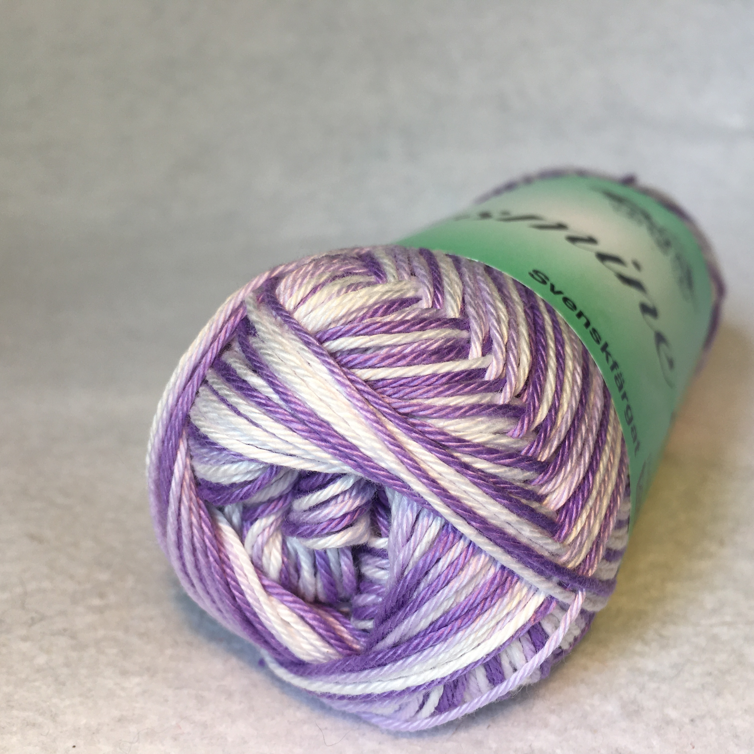 Jasmine 8/4 50 g (26-28 m st 3) - 65