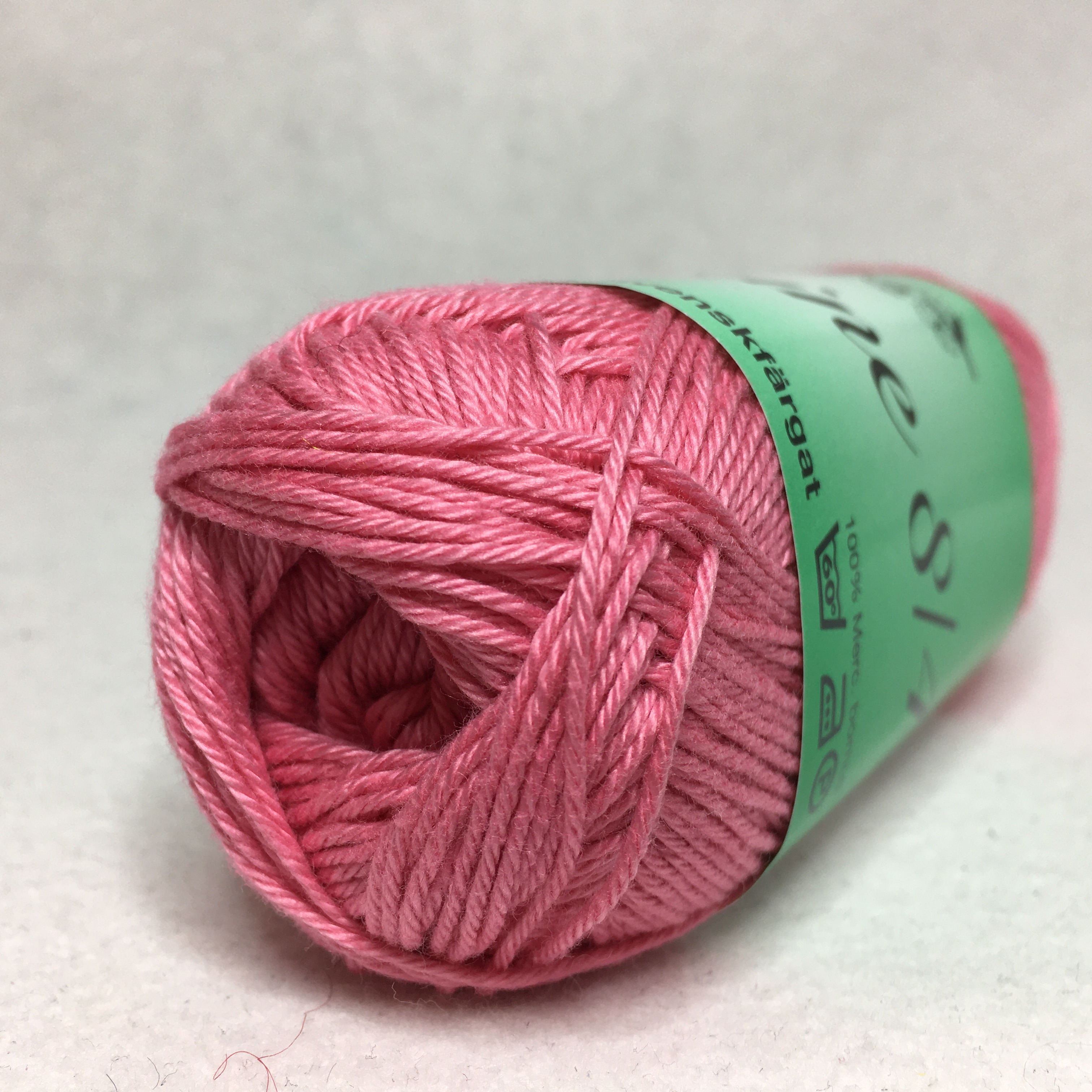 Jasmine 8/4 50 g (26-28 m st 3) - 31