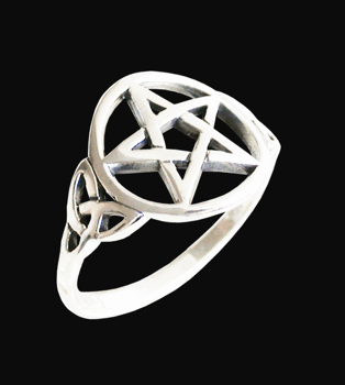 Pentagram ring i Äkta silver.