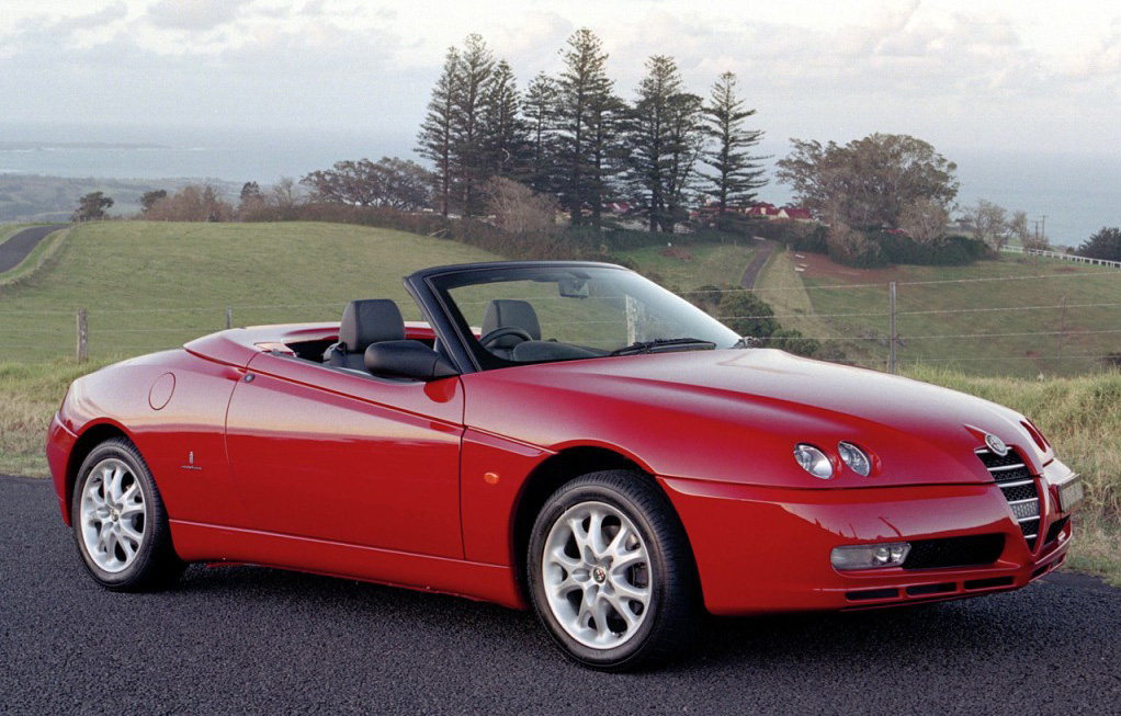 Alfa Romero Spider 3.2 V6 - KÖPES