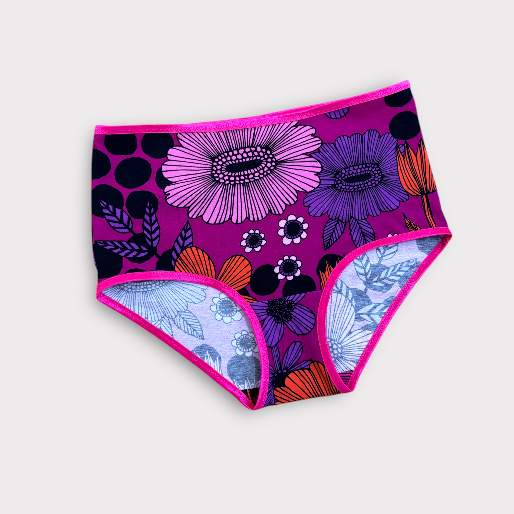 Trosa med hög midja ”Flower pop” cerise