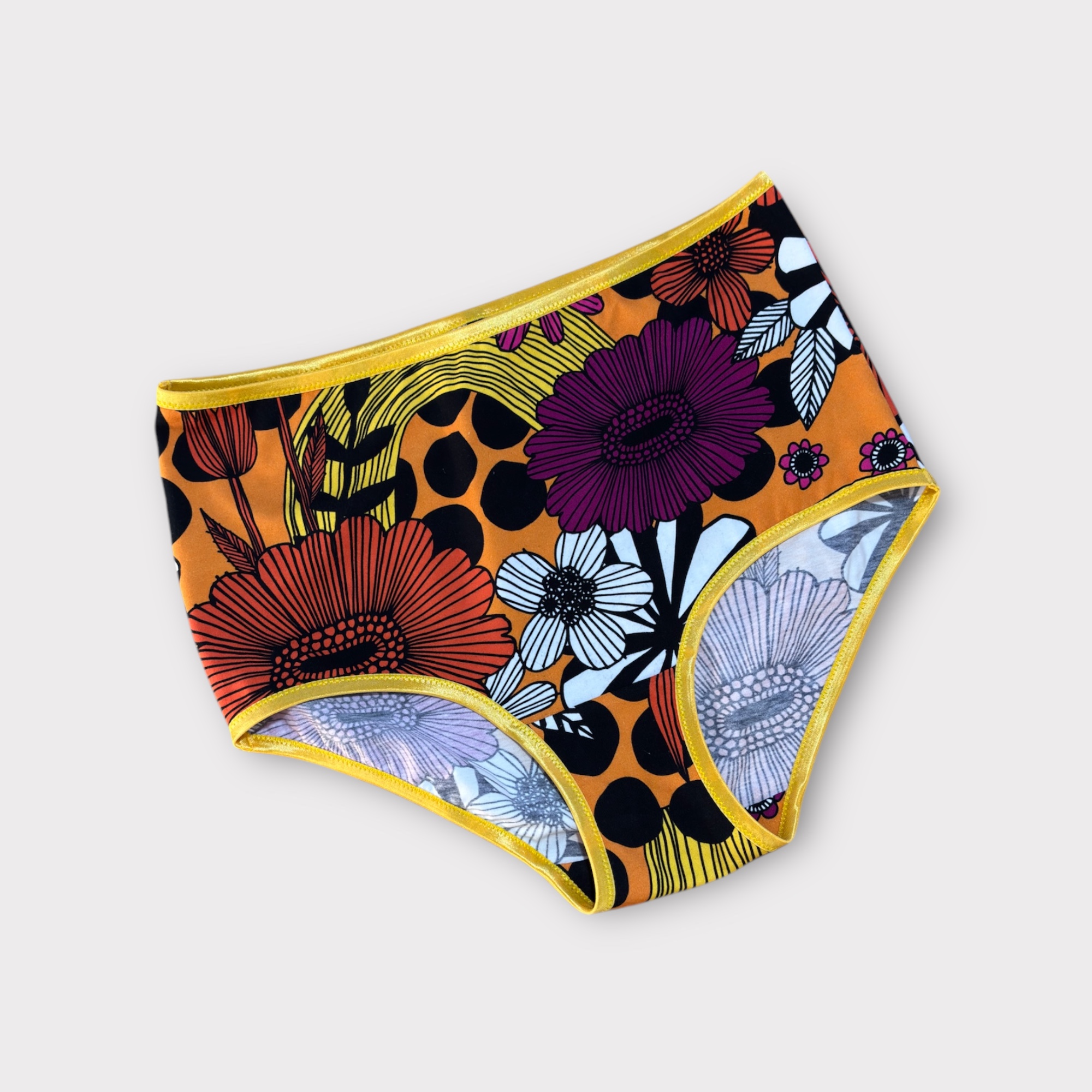 Trosa med hög midja ”Flower pop” gul