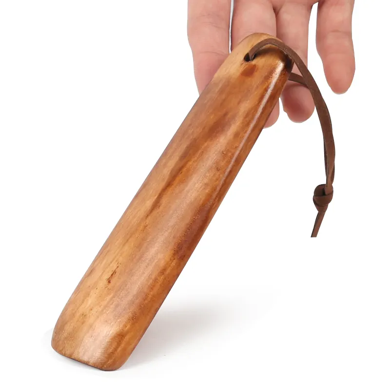 Schoenlepel van hout - 2