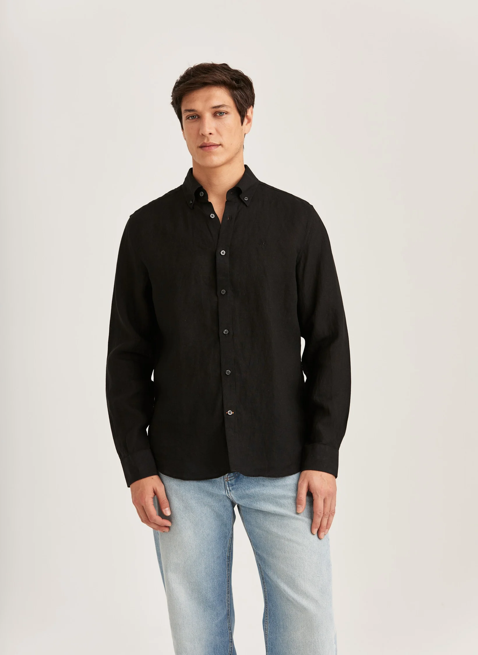 Morris - Douglas Linen Shirt Classic Fit - Black