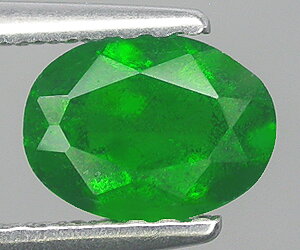 Impresionante gema suelta de diópsido cromado natural de corte ovalado de 0,76 ct