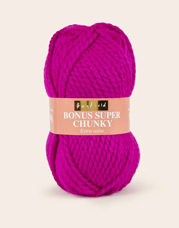 Hayfield Bonus Super Chunky 0564 Cerise 100g Stickfasthet 9 maskor på 10 cm stickor/virknål  10 mm