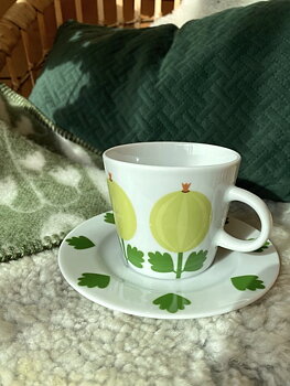 Kaffekopp med fat 25 cl, Krusbär