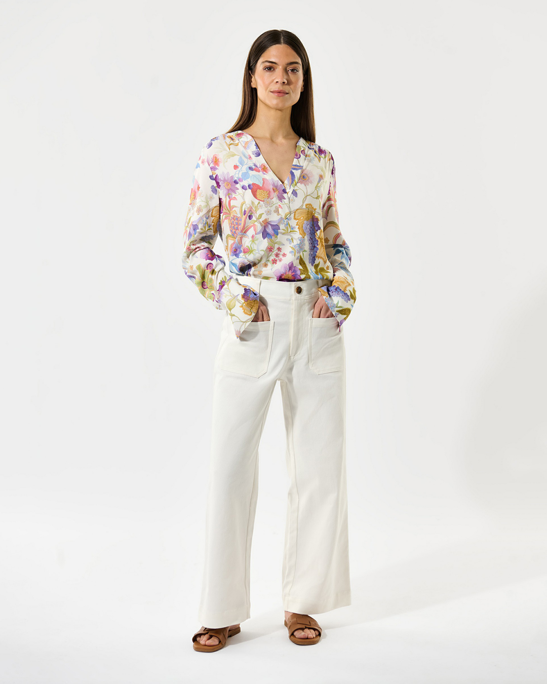 Blus Jennifer v-ringad blommig lila/blå/grön