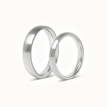 Sett med forlovelsesringer - 2 matte stålringer - 4 mm og 3 mm