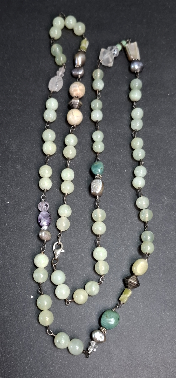 Jade med mixad pärlor halsband