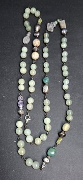 Jade med mixad pärlor halsband