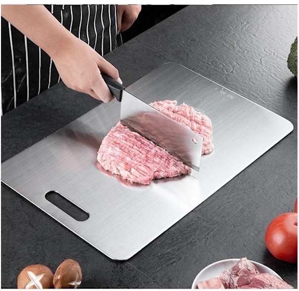 Titanskärbräda, rostfritt stål skärbräda, dubbelsidig titan för att skära kött, skärbräda för frukt, 34x23cm