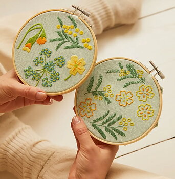 The Quiet Garden Embroidery Duo Kit DMC Mindfullness TB169