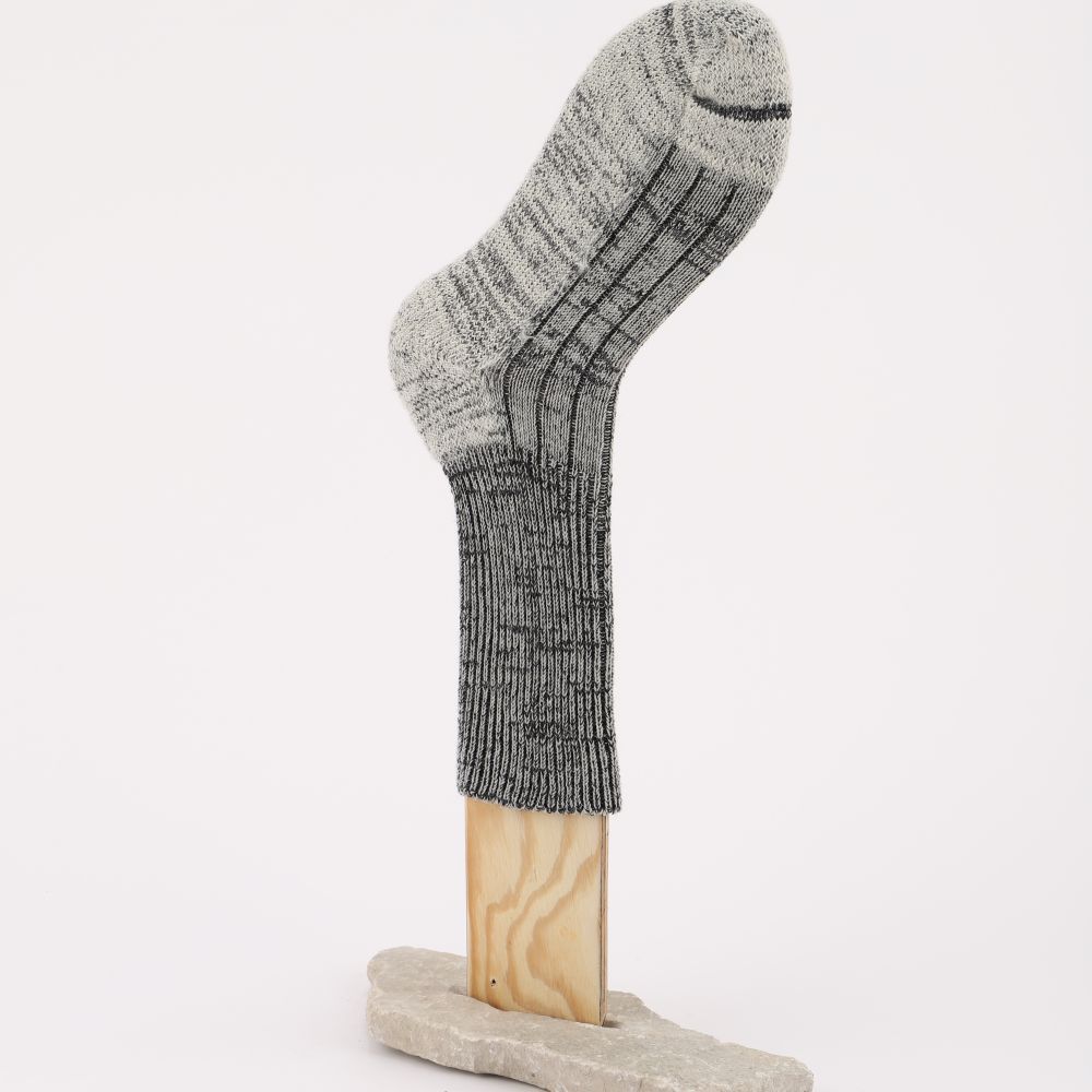 Tjock merinosocka med frottéstickad fot av alpacka, färg salt o peppar