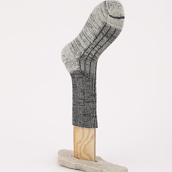 Tjock merinosocka med frottéstickad fot av alpacka, färg salt o peppar