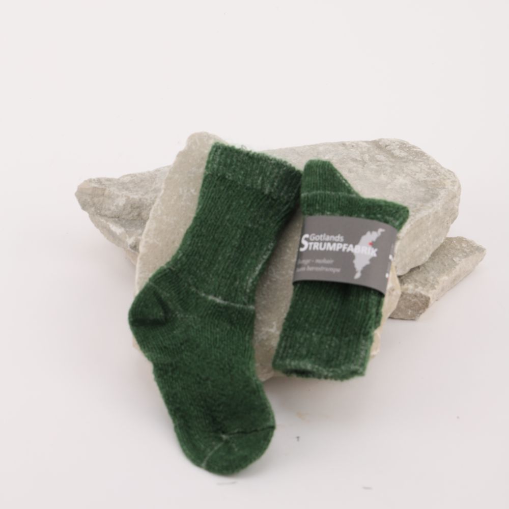 Gröna barnstrumpor av mohair