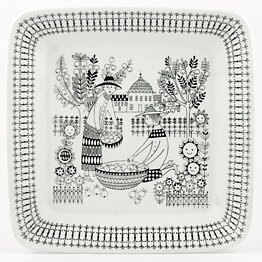 Raija Uosikkinen (Emilia 1959) Quadratic Dish with Graphic Motif 18 cm (3)