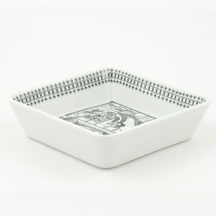 Raija Uosikkinen (Emilia 1959) Quadratic Bowl  with Graphic Motif 14 cm (3)
