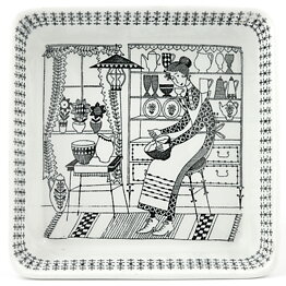 Raija Uosikkinen (Emilia 1959) Quadratic Bowl  with Graphic Motif 14 cm (3)
