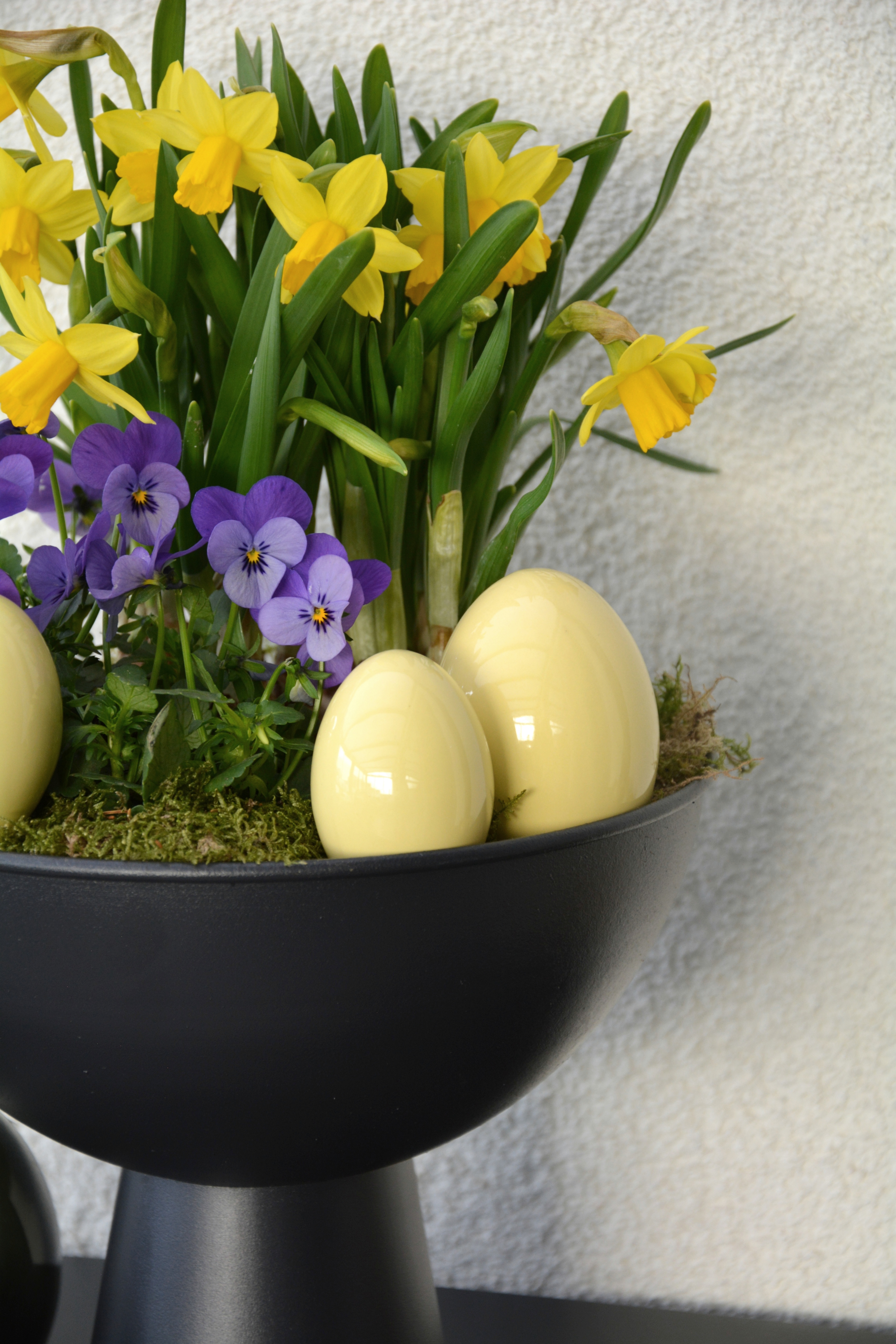 Ägg Hilda ljusgul keramik litet 5,5 cm - 3