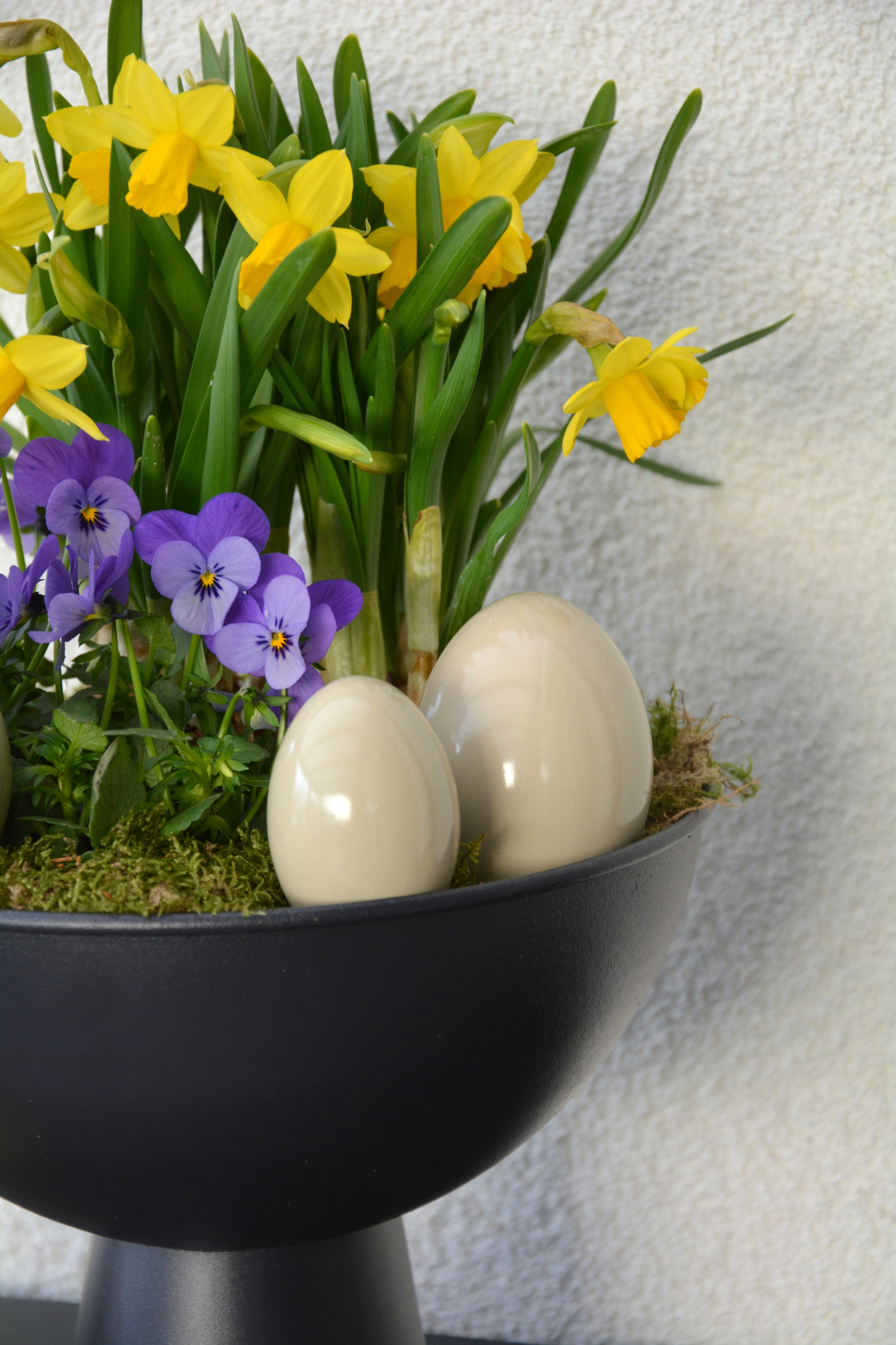 Ägg Hilda beige keramik stor 7,2 cm