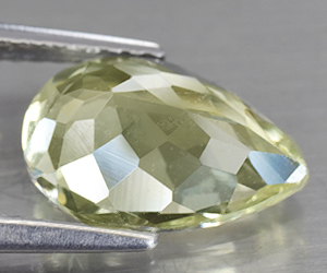 Piedra preciosa de hiddenita suelta natural de alta calidad de 2,14 ct - 2