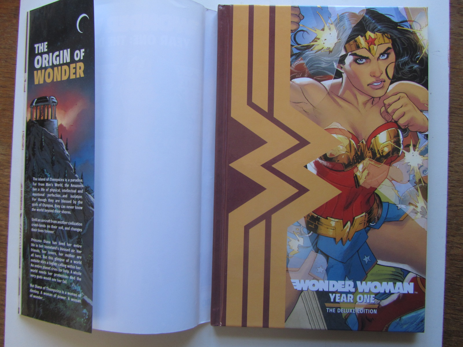 Wonder Woman Year One: The Deluxe Edition - 3